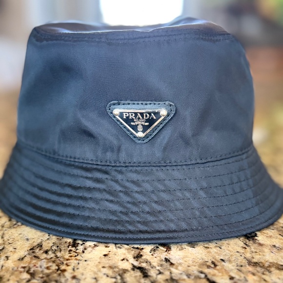 Nylon bucket hat - Picture 1 of 3